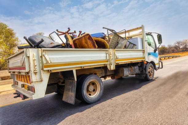 Best Commercial Junk Removal  in Fowlerville, MI